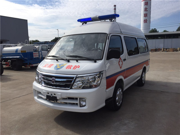金杯海獅運(yùn)輸型救護(hù)車(chē)